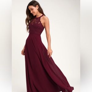 LULU’S floor length gown.
